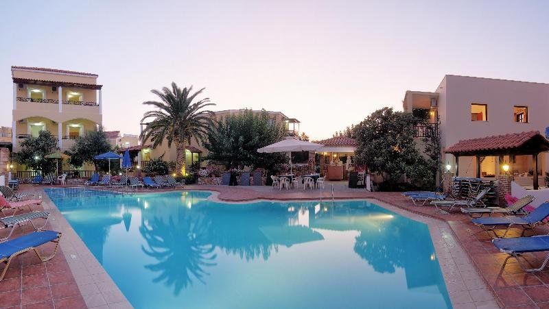 Lilium Hotel Agia Marina  Bagian luar foto